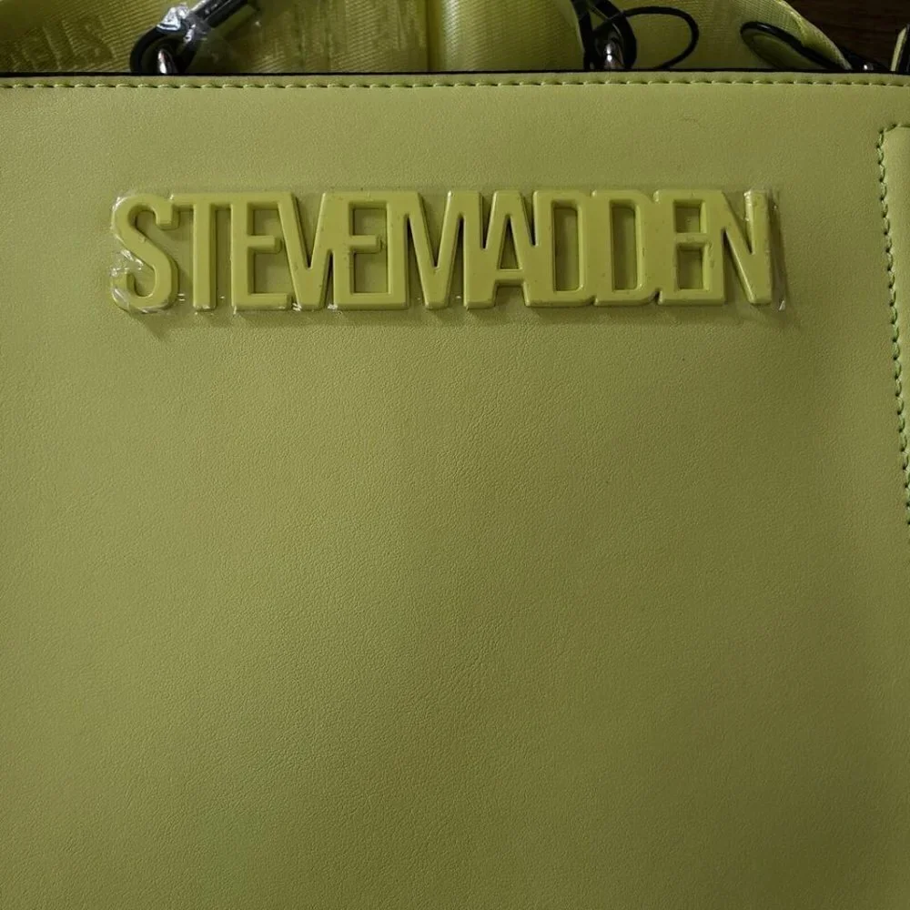 Steve Madden Bevelyn Lemon Satchel Crossbody with Coin/Airpod Case NWT